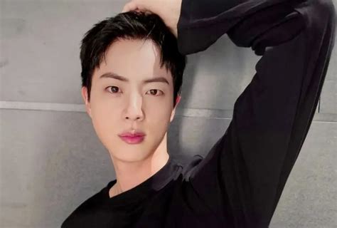 embajador de gucci|Jin de BTS es el nuevo embajador de Gucci .